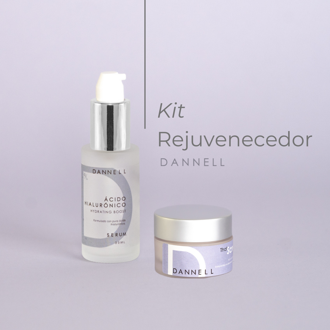 El kit rejuvenecedor que tu piel siempre ha anhelado. Paso 1 - Limpiadora Microdermoabrasión Elimina impurezas y piel muerta para darle paso a una piel rejuvenecida, suave y limpia. Paso 2 - Ácido hialurónico Aumenta la producción de colágeno, consiguiendo una piel más firme, suave y ayuda a disminuir las líneas de expresión.